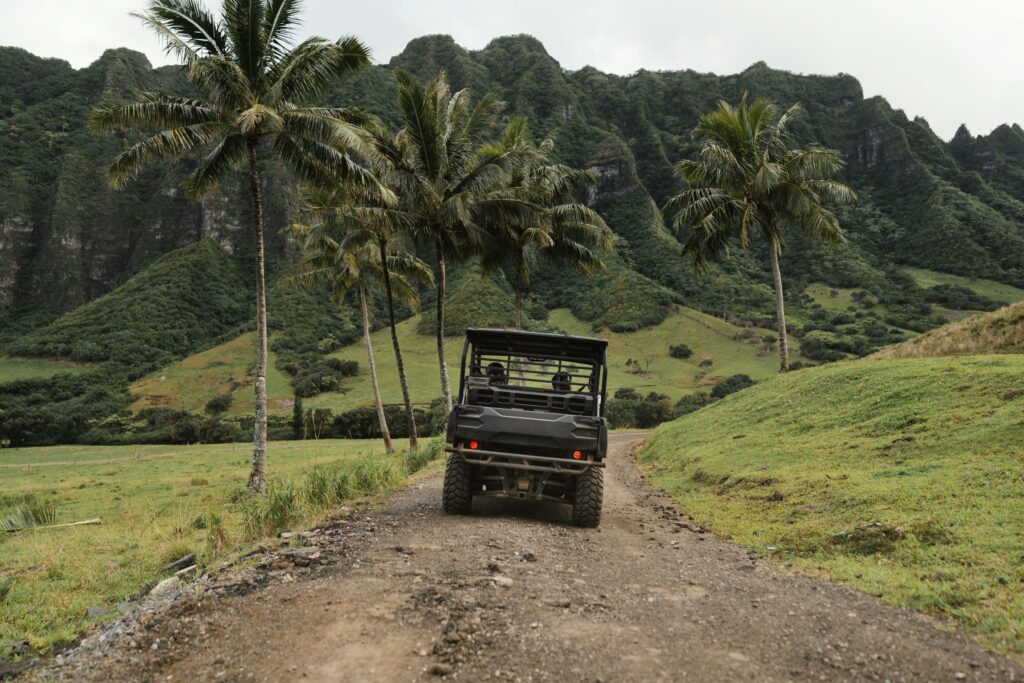 Jeep en un viaje por carretera